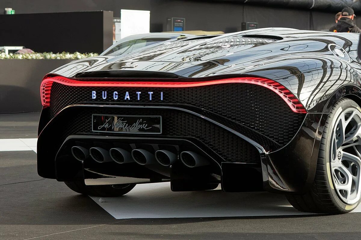 Новая bugatti. Бугатти 2022. Новая Бугатти 2022. Бугатти ла 2020. Бугатти Ноир 2021.