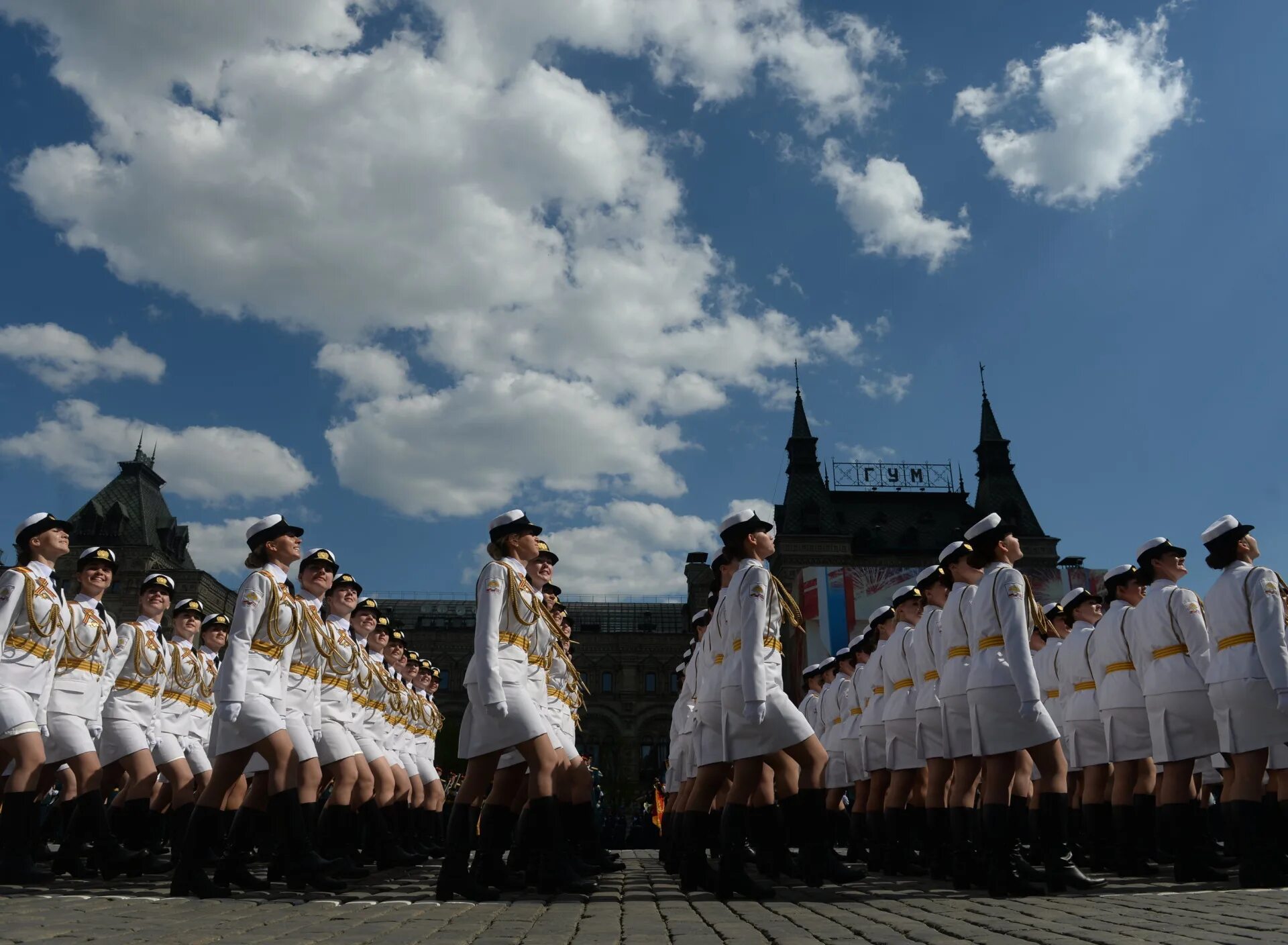 Девушки на параде. Военный парад. Парад России. Девушки на параде 9 мая.