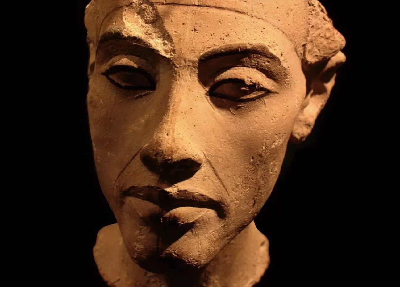 Head of c b