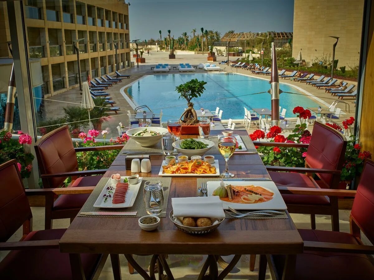 Coral Beach Hotel & Resort 5*. Кипр Корал Бич 5 Пафос. Корал Бич Шарджа. Coral beach hotel resort