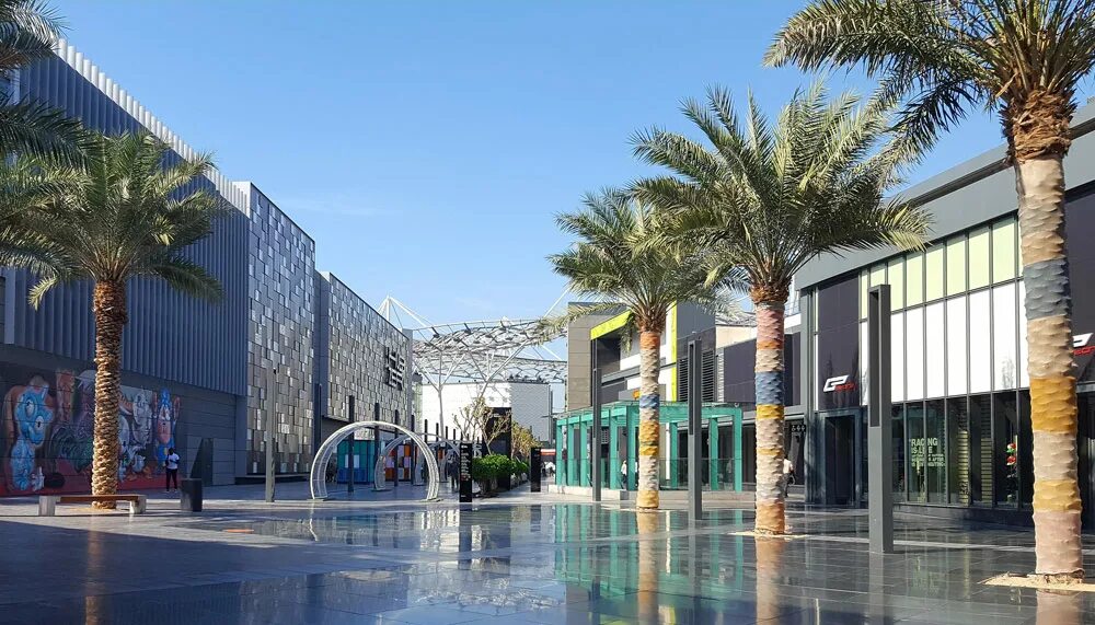 "city walk" dubai обзор. City walk. City walk. Сити волк дубай. Universal citywalk.