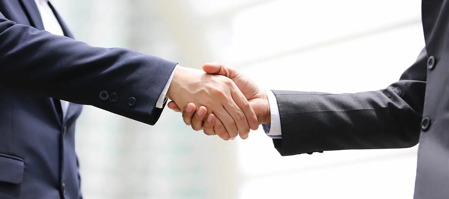 Лидер в обществе. Содействующие организации. Деловые переговоры. Стороне организации. Руководитель и коллектив.