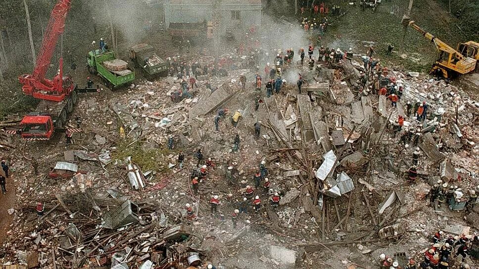 Сколько погибших в теракте в москве. Каширское шоссе взрыв 1999. Взрывы на каширке и Гурьянова 1999. Теракт 13 сентября 1999 Москва. Взрывы в Москве в 1999 г на Каширском шоссе.