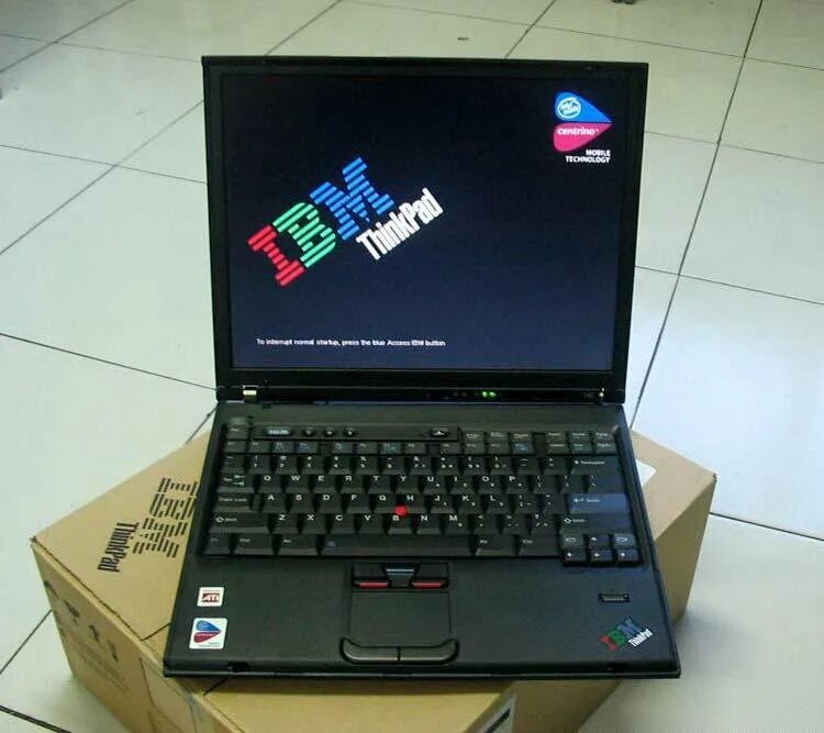 Ibm t43. Ноутбук IBM THINKPAD t42. IBM THINKPAD 600x. IBM t42 HDD. IMB THINKPAD 600x.