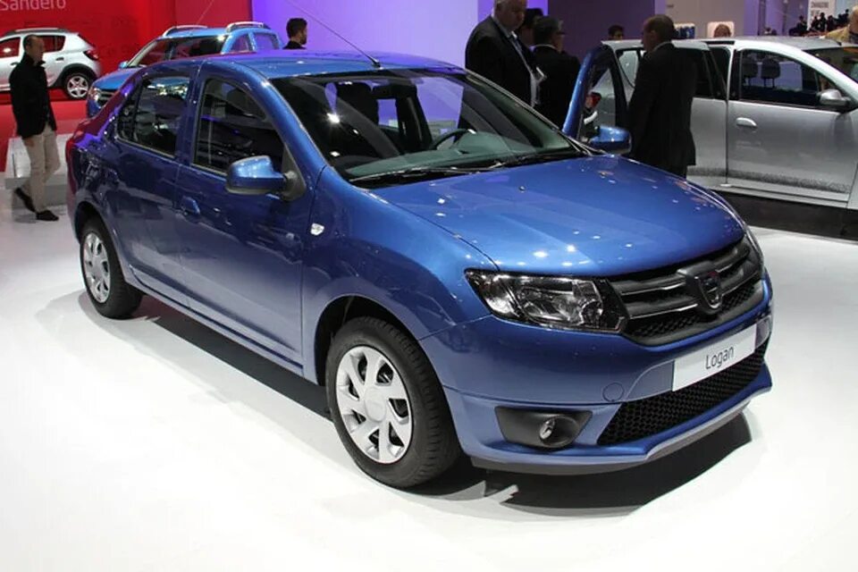 Фото Renault Logan (2013 - 2017) поколение II - Салон с контрастной отделкой, се