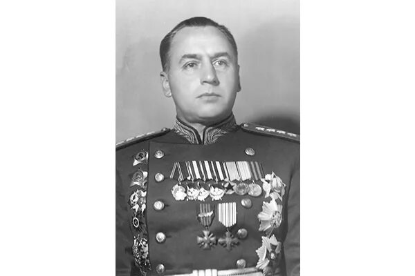Виртуальная выставка "Генералы Победы" Курский краеведческий музей