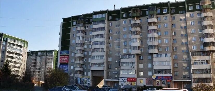Yekaterinburg, Akademik Shvarts st house 18/2. Apartment house