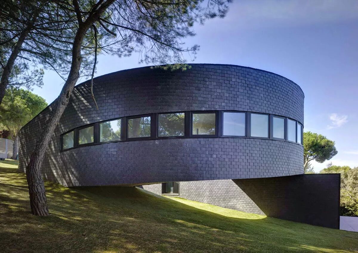 Дворец бракосочетания «ribbon chapel”, япония. Дом спираль. Спиральный небоскреб винсента каллебо. Дом спираль. Башня mode gakuen spiral tower.