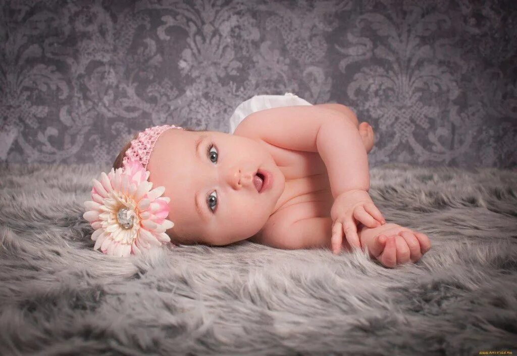 Младенец девочка. Новорожденный малыш девочка. Новорожденный малыш девочка. Новорожденный малыш девочка. Маленькие сладкие детишки.