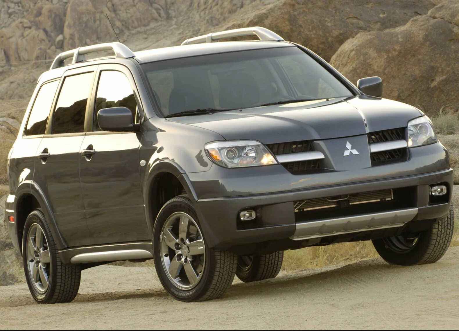 Mitsubishi Outlander 2006. Митсубиши Аутлендер 2006. Mitsubishi Outlander 2006 года. Mitsubishi Outlander 1 2006.