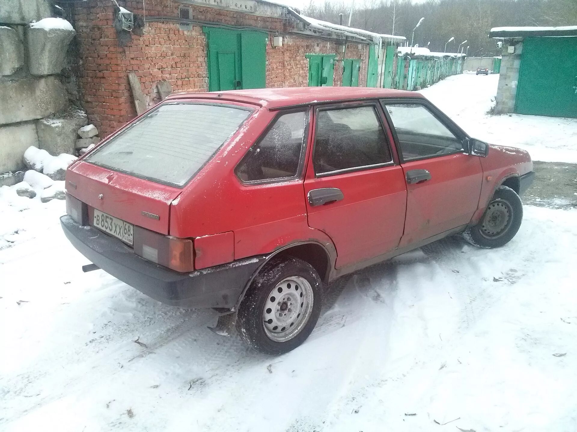 Ваз 2109 задранная. Бакинский передок ваз 2108. Lada (ваз) 2109 тарзан. Поднятый ваз 2109. Ваз 2109 -115 занижения.