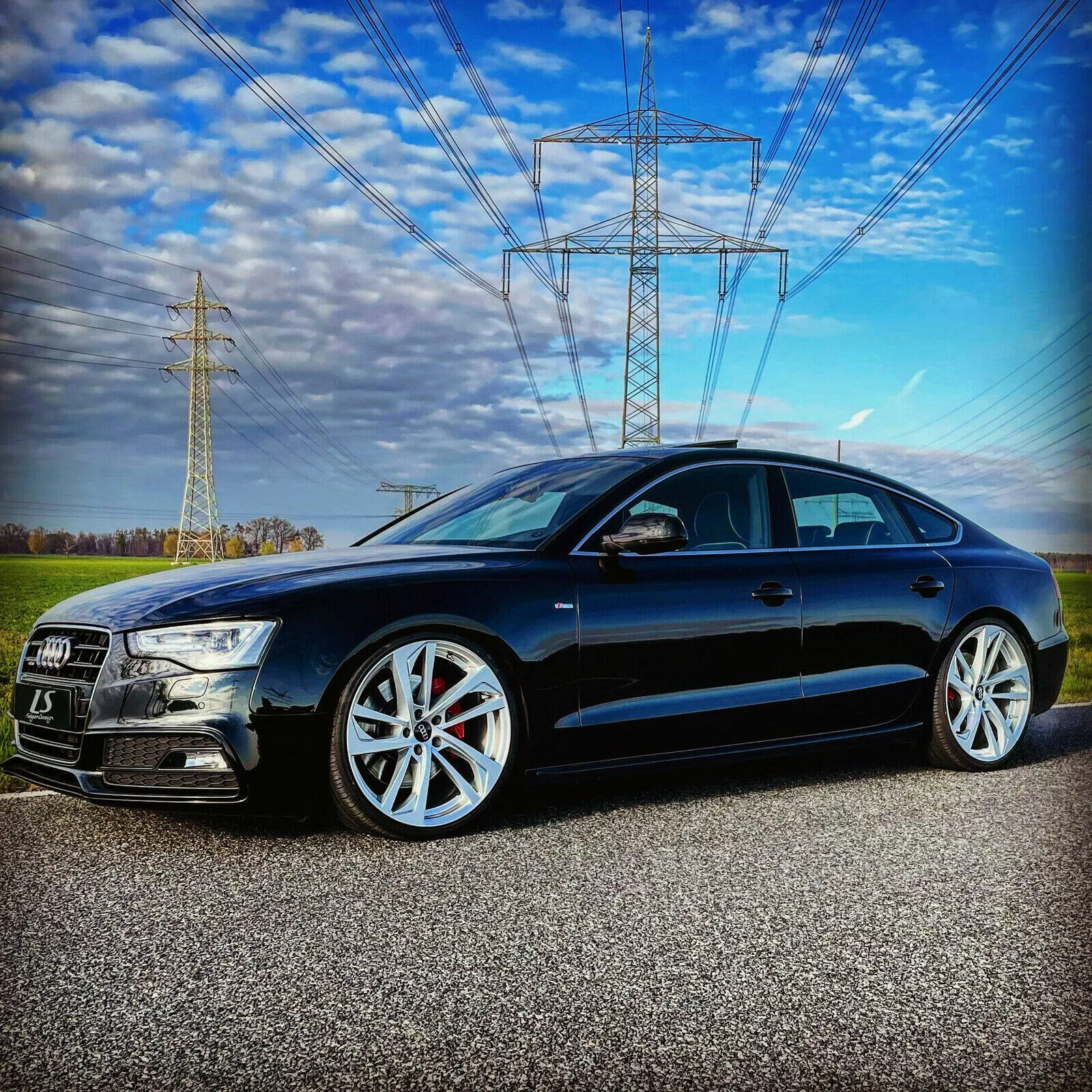 Машина ауди рс5. 4. Фольксваген ауди 4. Audi a6. Audi s3 2012.