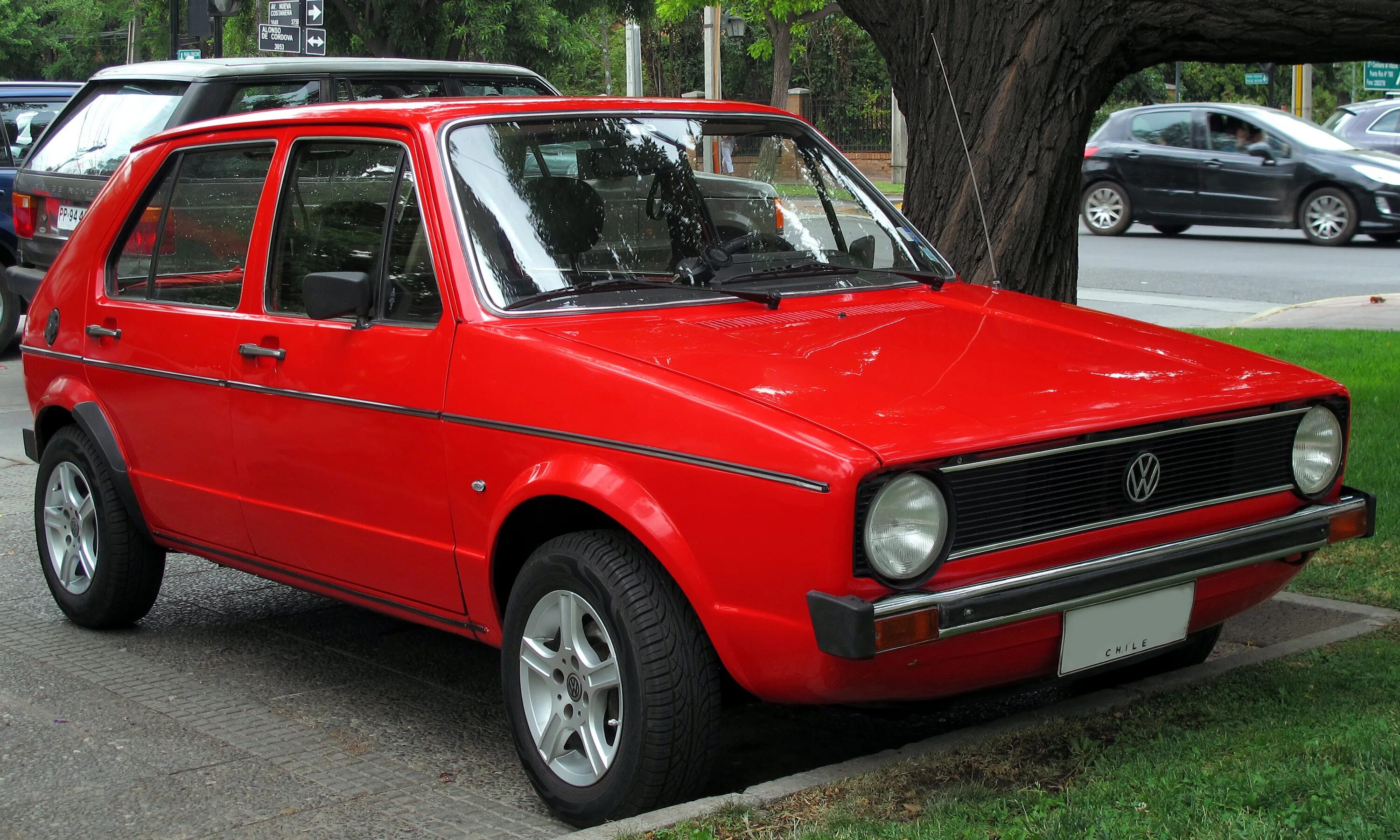 Фольксваген гольф 1.6 купить. Фольксваген гольф 1977. Volkswagen Golf 1 1974 GTI. Volkswagen Golf 1 1974 gi. VW Golf Door 1977.