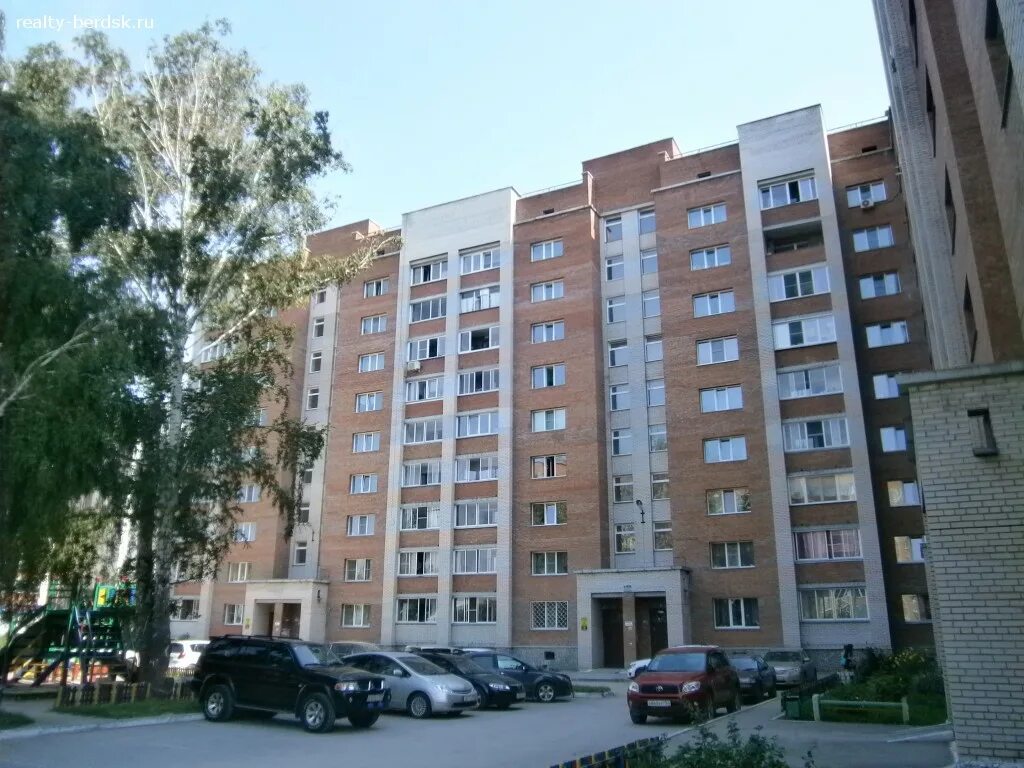 Микрорайон 45 бердск. Вокзальная 8 бердск. Комсомольская 40 бердск. Красная сибирь 120. Красная сибирь 95 бердск.