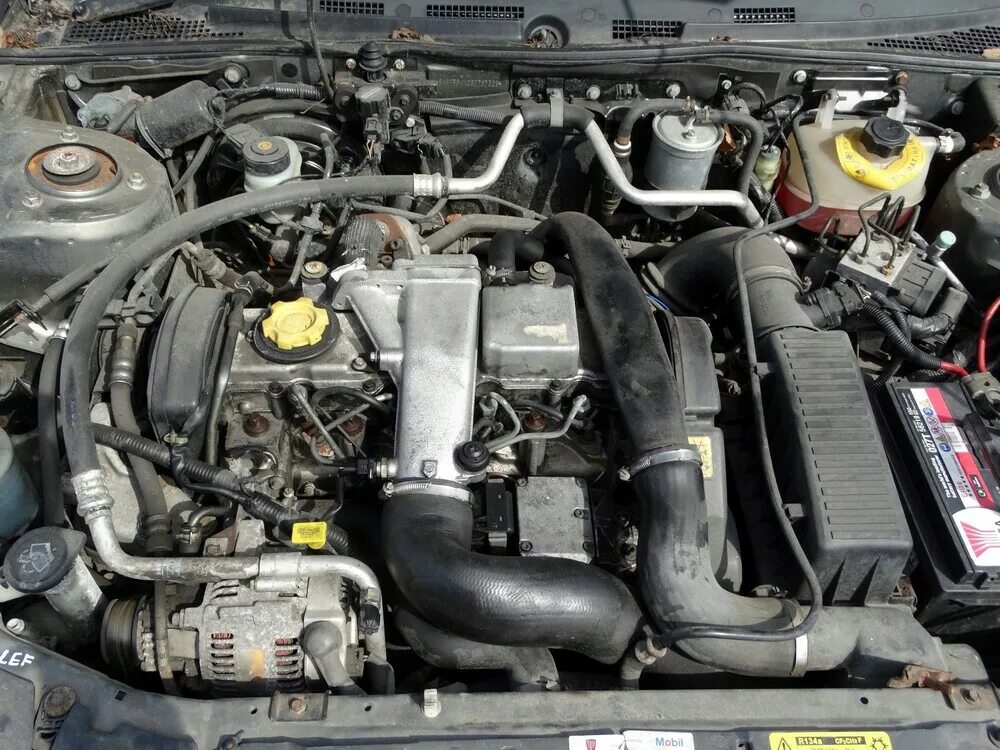 Ровер 620 2.0 дизель мотор. Rover 400 2.0. Rover 400 двигатель. Мотор Ровер 400 2.0.