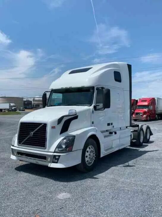 Volvo vnl 670. Вольво тягач 2008г. Volvo vnl 870. Volvo vnl 64. Volvo vnl 300.