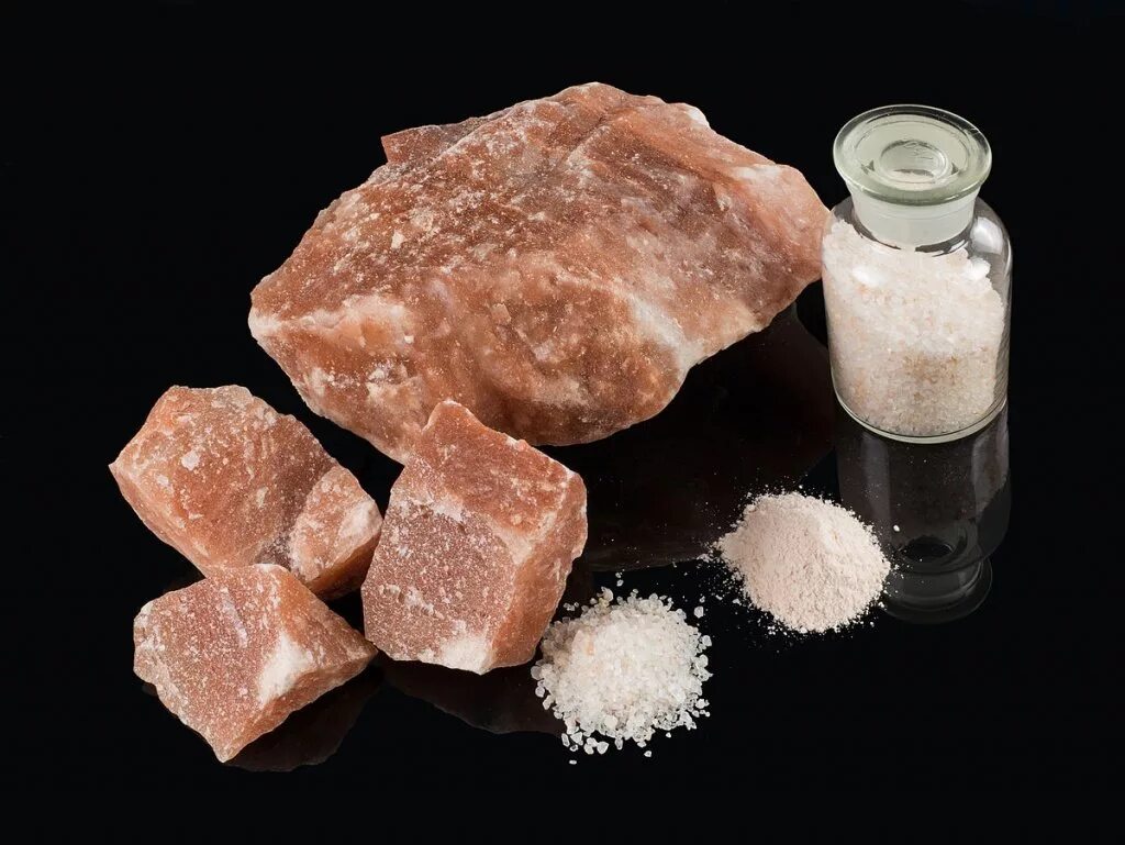 Каменная соль использование человеком. Соль. Поваренная соль. Гималайская соль. Поваренная соль каменная гималайская.