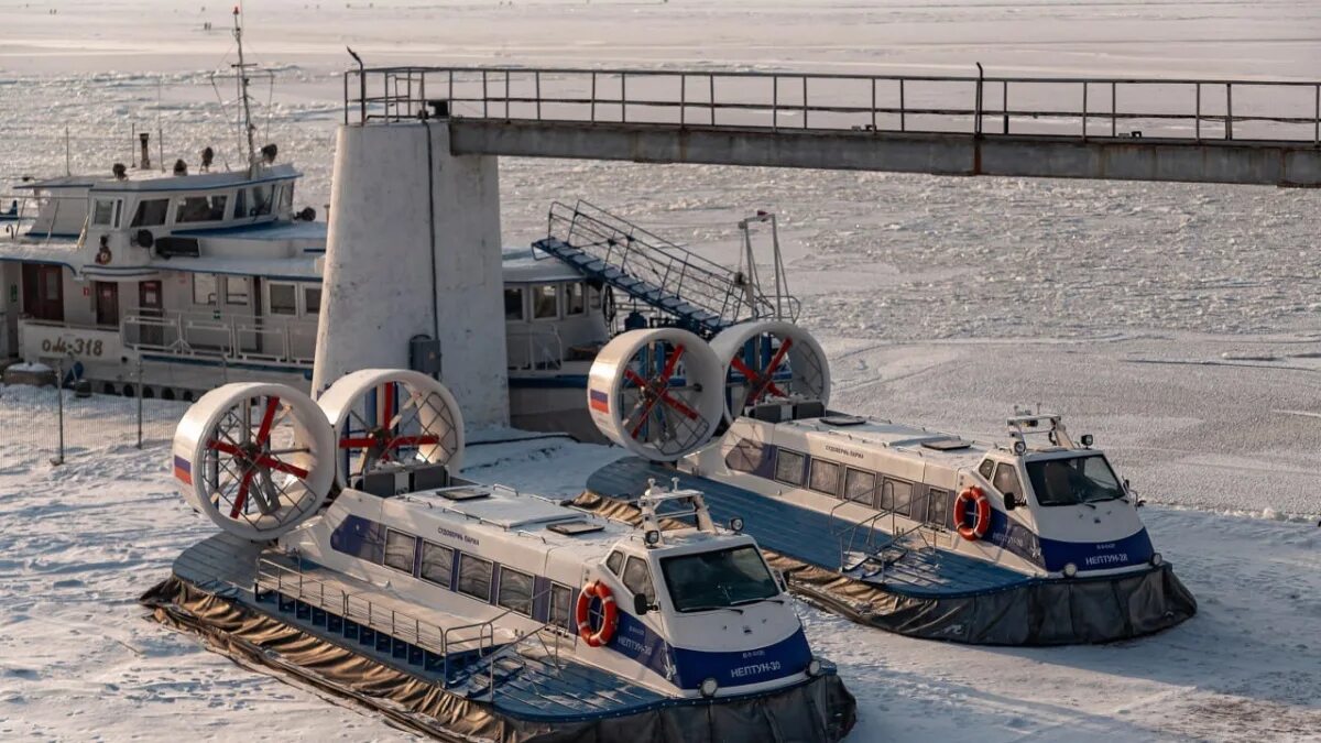 Судно на воздушной подушке самара. Судно на воздушной подушке. воздушная подушка транспорт. судно на воздушной подушке нептун. поезд на воздушной подушке.