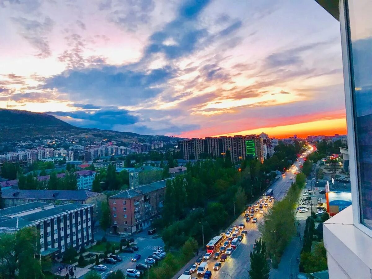 Город м махачкала. Махачкала панорама. Столица дагестана махачкала. Махачкала центр города. Русский театр им.