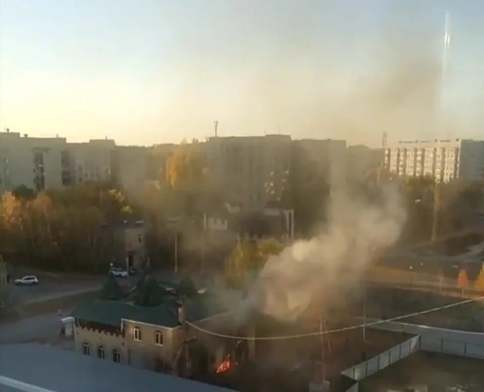Пожарные балаково. Возгорание в балаково. Пожар в балаково. Балаково пожар на степной. Возгорание в балаково.