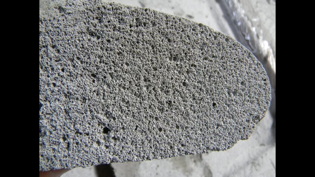 Пенобетон жидкий в мешках. "монолитный пенобетон d400". Теплоизоляция кровли пенобетон. Жидкий пенобетон. Пенобетон d300.