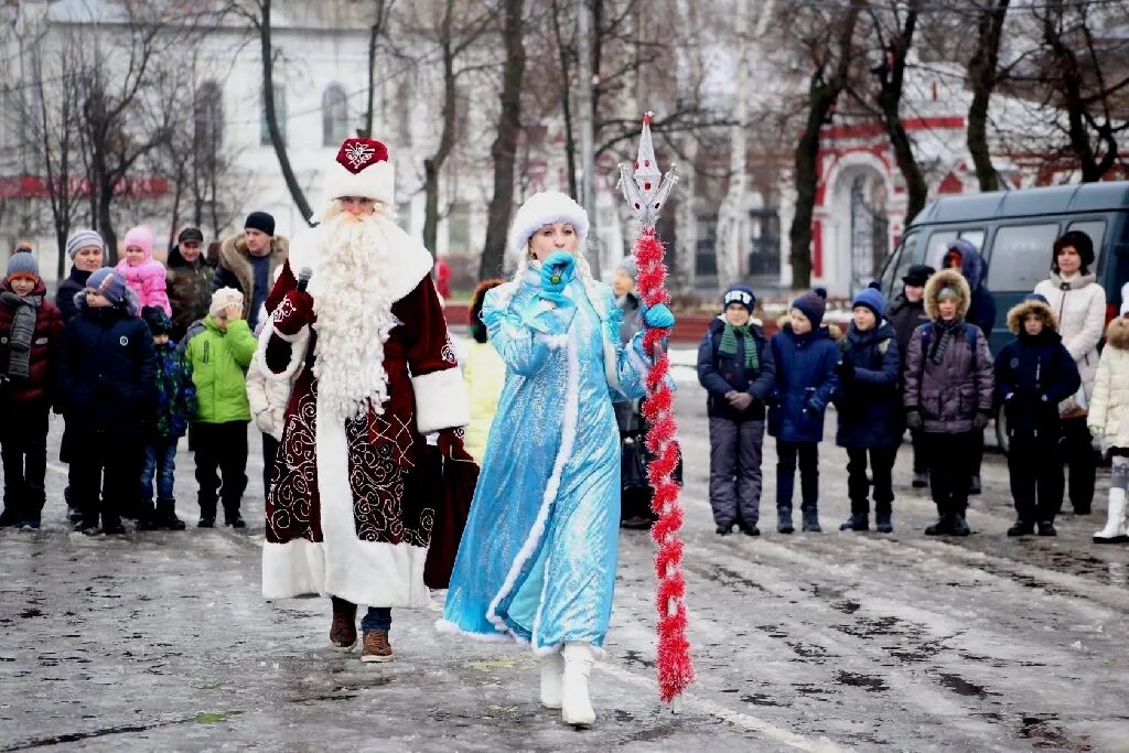 Новогодняя елка Мичуринск. Новогодние мероприятия в Мичуринске. Зимние гуляния в Мичуринске. Мичуринск зима. Прогноз погоды в мичуринске сегодня