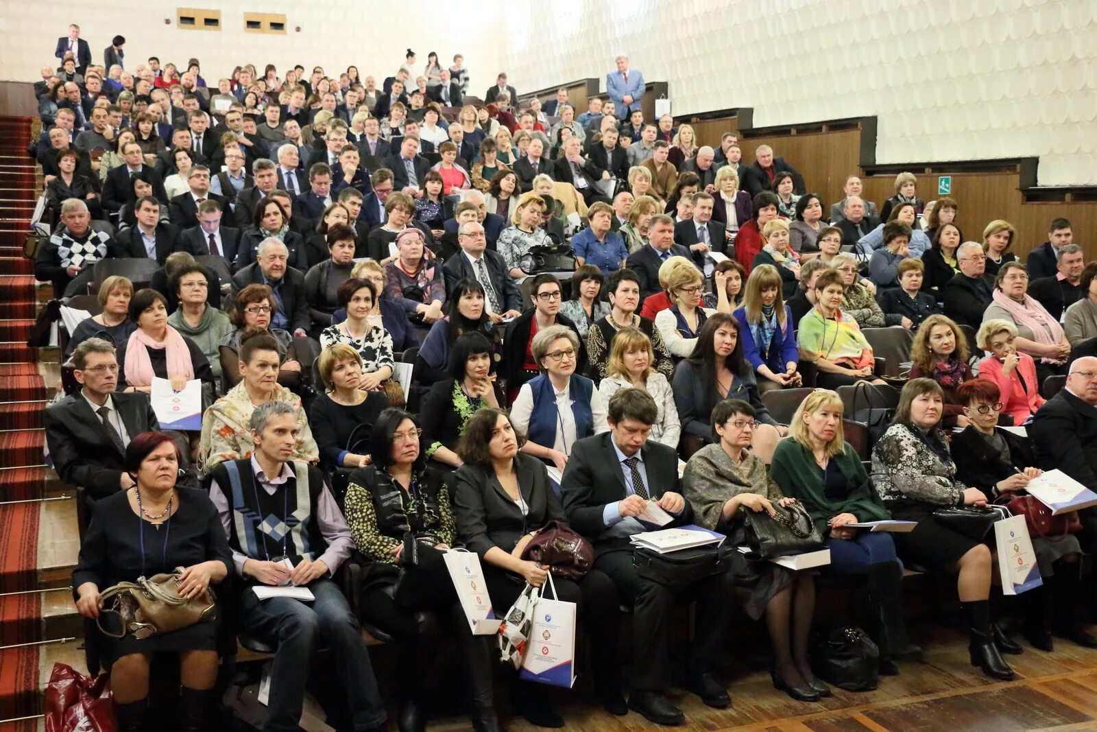 Сайт минздрава воронежской. Департамент здравоохранения Воронежской области. Минздрав Воронеж. Ассоциация здравоохранения Воронеж. ВГПГК Воронеж научно практические конференции 2014 год.