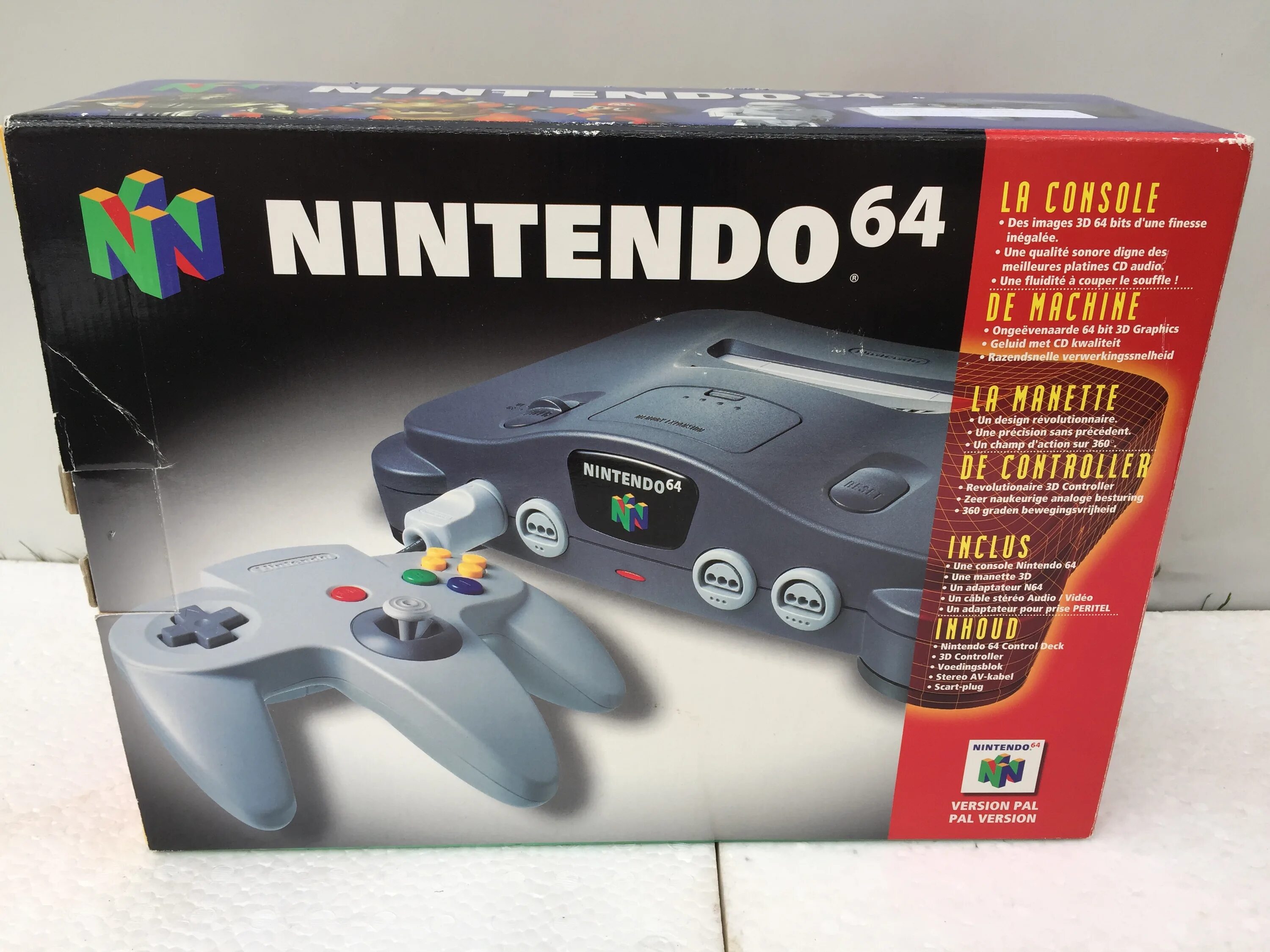 Приставка nintendo 64. Консоль Nintendo 64. Nintendo 64 комплектация. Приставка Нинтендо 64. Nintendo 64 сбоку.