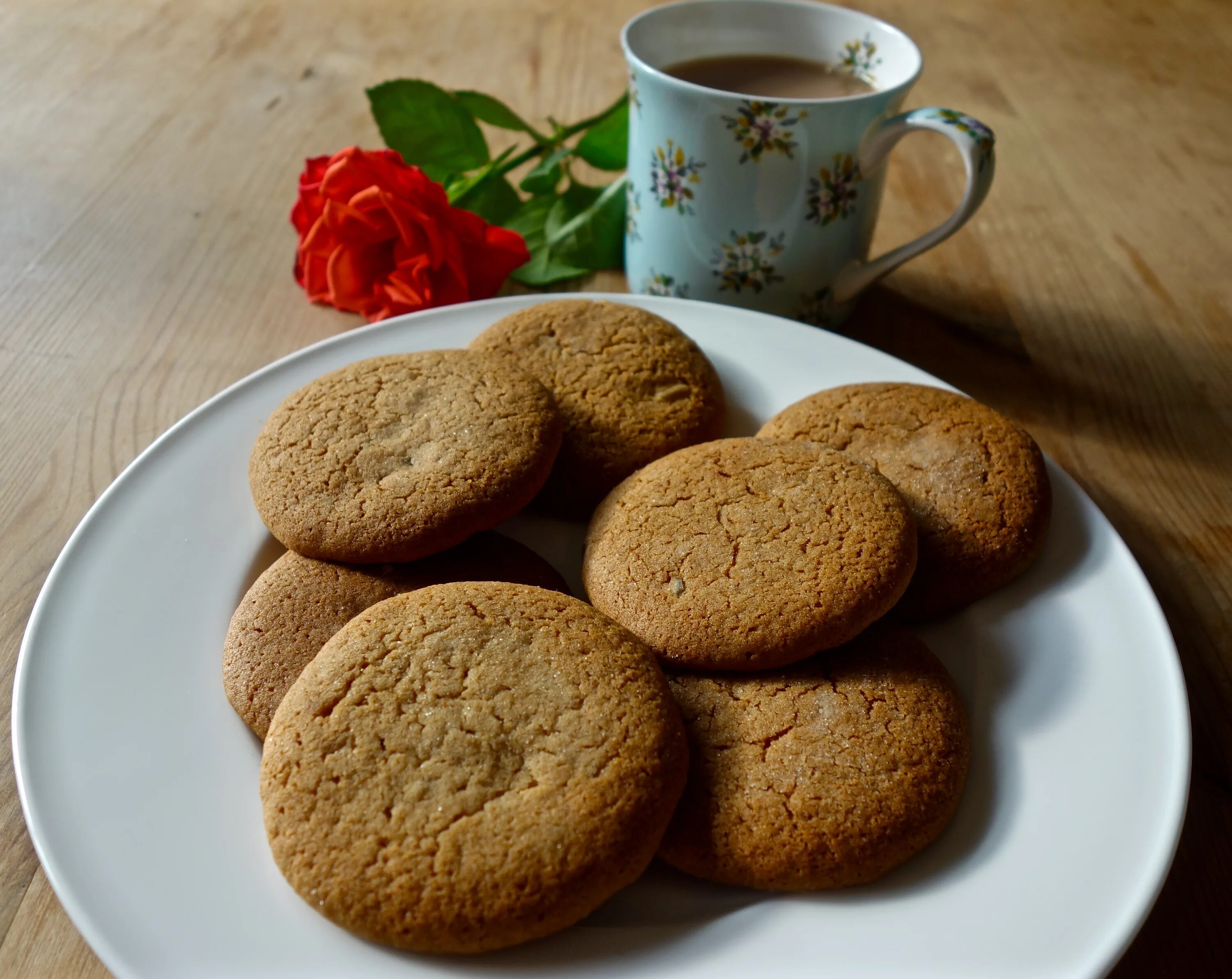 Sugar biscuits. Ginger Snap Biscuits. British Biscuits. Пряный Ginger Biscuit. Корейский бисквит.