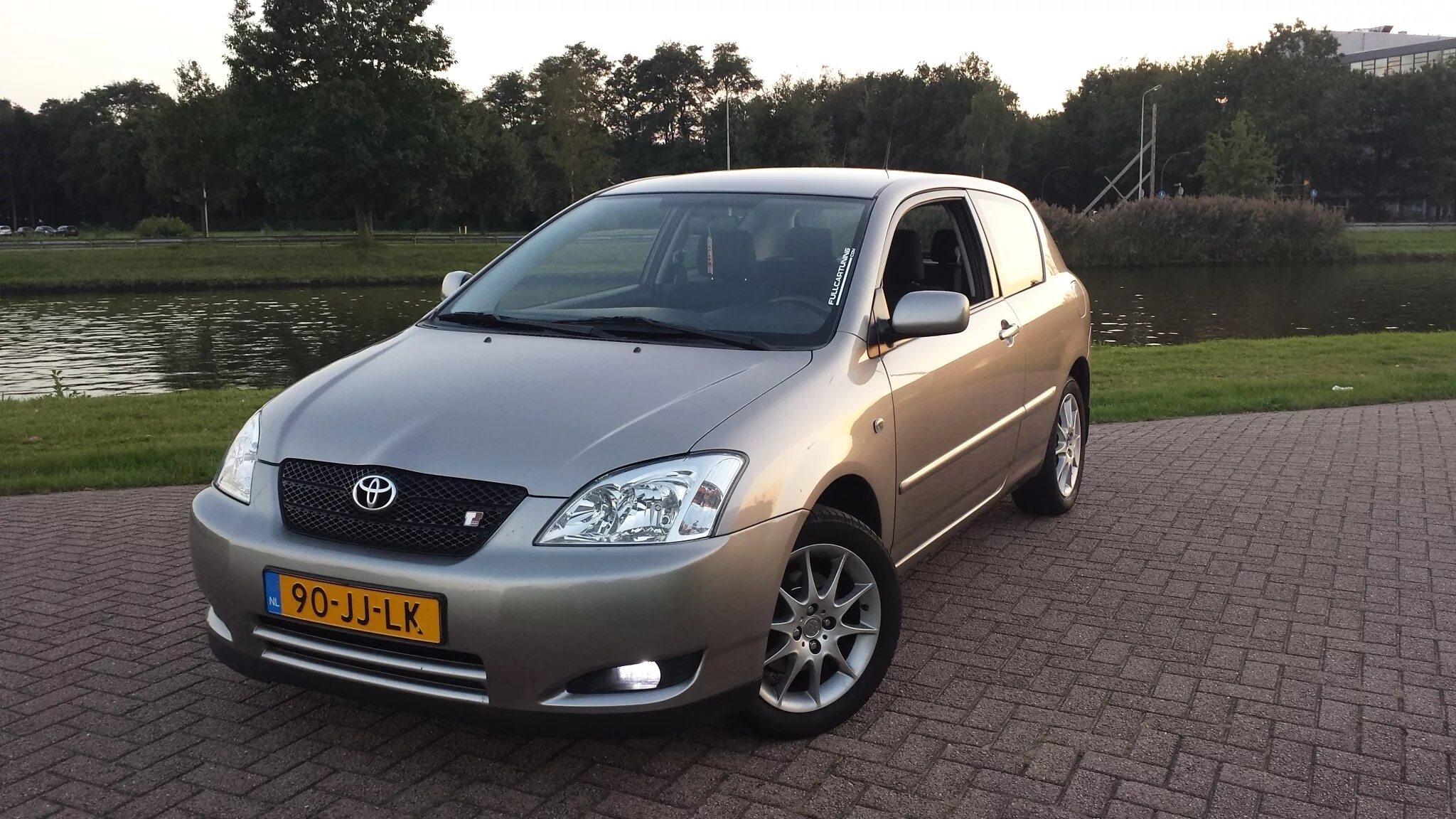 Toyota corolla 2002 года. Toyota corolla 2002. тойота королла 2002. toyota corolla 1.8 2002. тойота королла хэтчбек 2002.