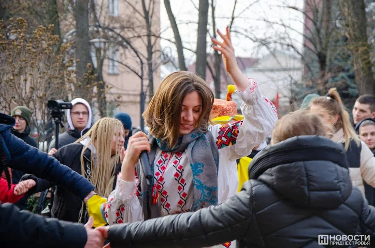 Зачем отмечают день. День студента Татьянин день. Татьянин день студенчества. Татьянин день 2023 день студента. Студенческие традиции.