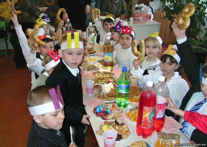 Подарок на прощание с азбукой. Праздник прощание с азбукой подарки детям. подарки на праздник букваря. подарок на прощание с букварем. прощание с букварем подарки детям.