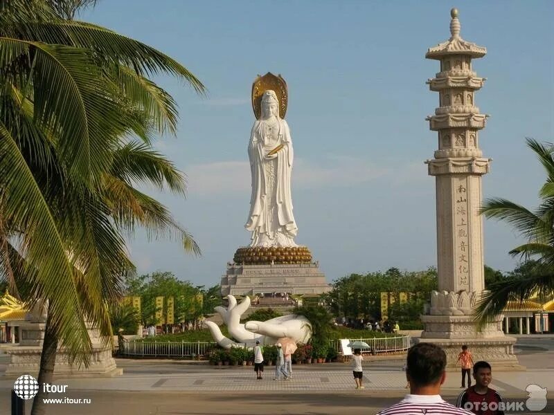 центр буддизма. центр буддизма наньшань парк. статуя наньшань. центр буддизма наньшань санья. храм наньшань санья.
