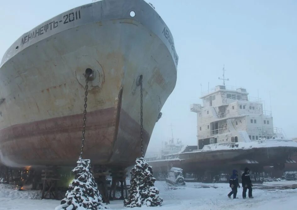 Жатайский судоремонтный завод. Жатай судоверфь. жатай судостроительный завод. якутск жатайская судоверфь. поселок жатай судоверфь.
