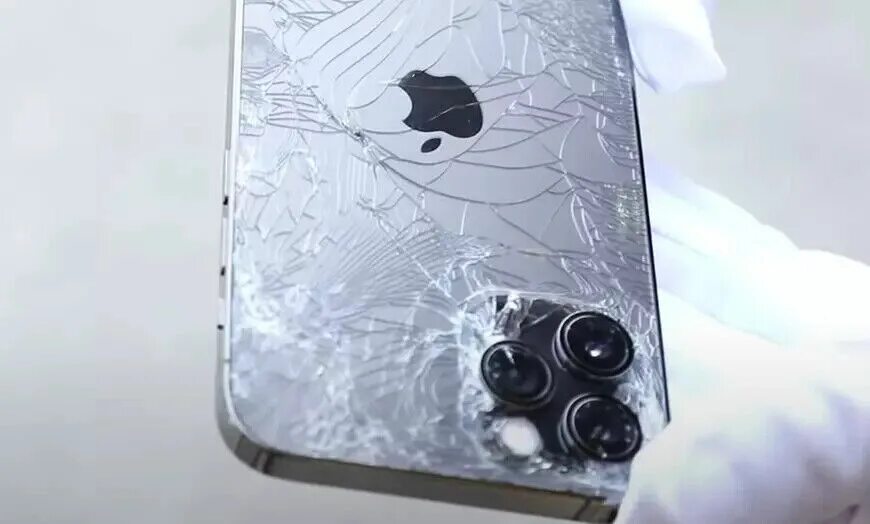 Замена стекла айфон 11 про. Iphone 14 Pro Max Replacement Glass. Iphone 11 Pro Max стекло. Стекло iphone 12 Pro Max Breaking. Broken iphone 14 Pro Max.