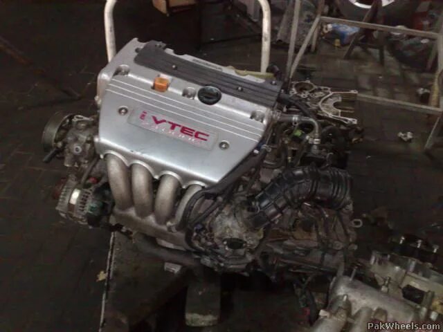 Двигатель хонда аккорд 2. Мотор k24a accord. K24a accord. K24a accord. K24a cl9.