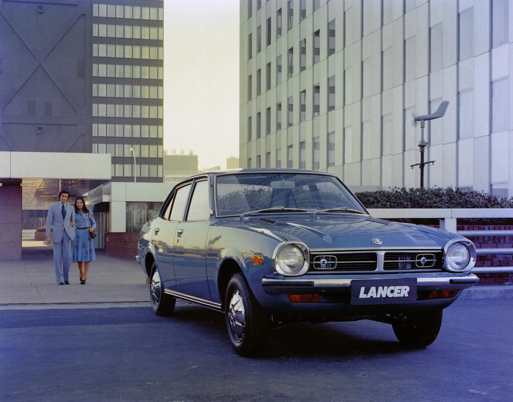 Mitsubishi lancer 1 поколение. Митсубиси лансер 1 поколения. Лансер 1 поколение. Митсубиси кольт 1 поколения. Mitsubishi lancer 1973.