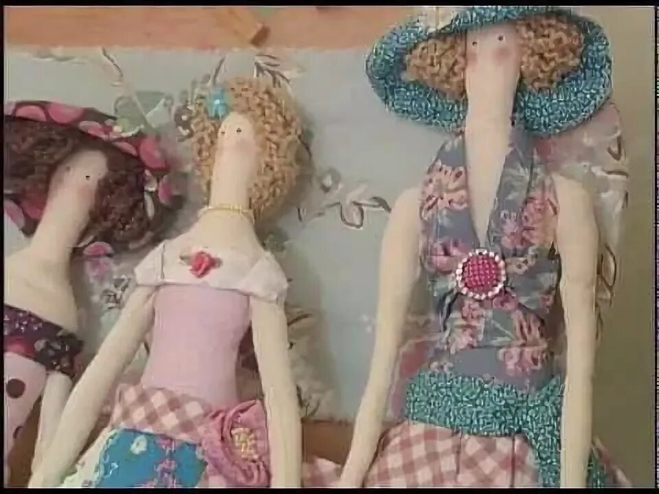 Видео с ютуба тильда. Шитье селины. Пришивание ушей зайца тильды. Кубок made on tilda. Как сделать обувь для тильды.