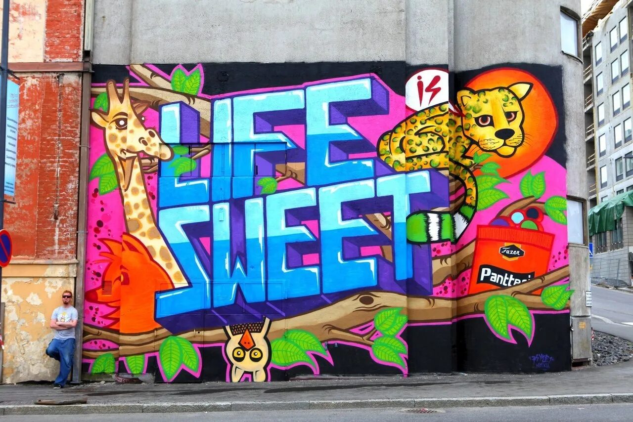 Life is sweet. Граффити сладкое. Граффити жизнь. Sweet граффити. Граффити стрит лайф.