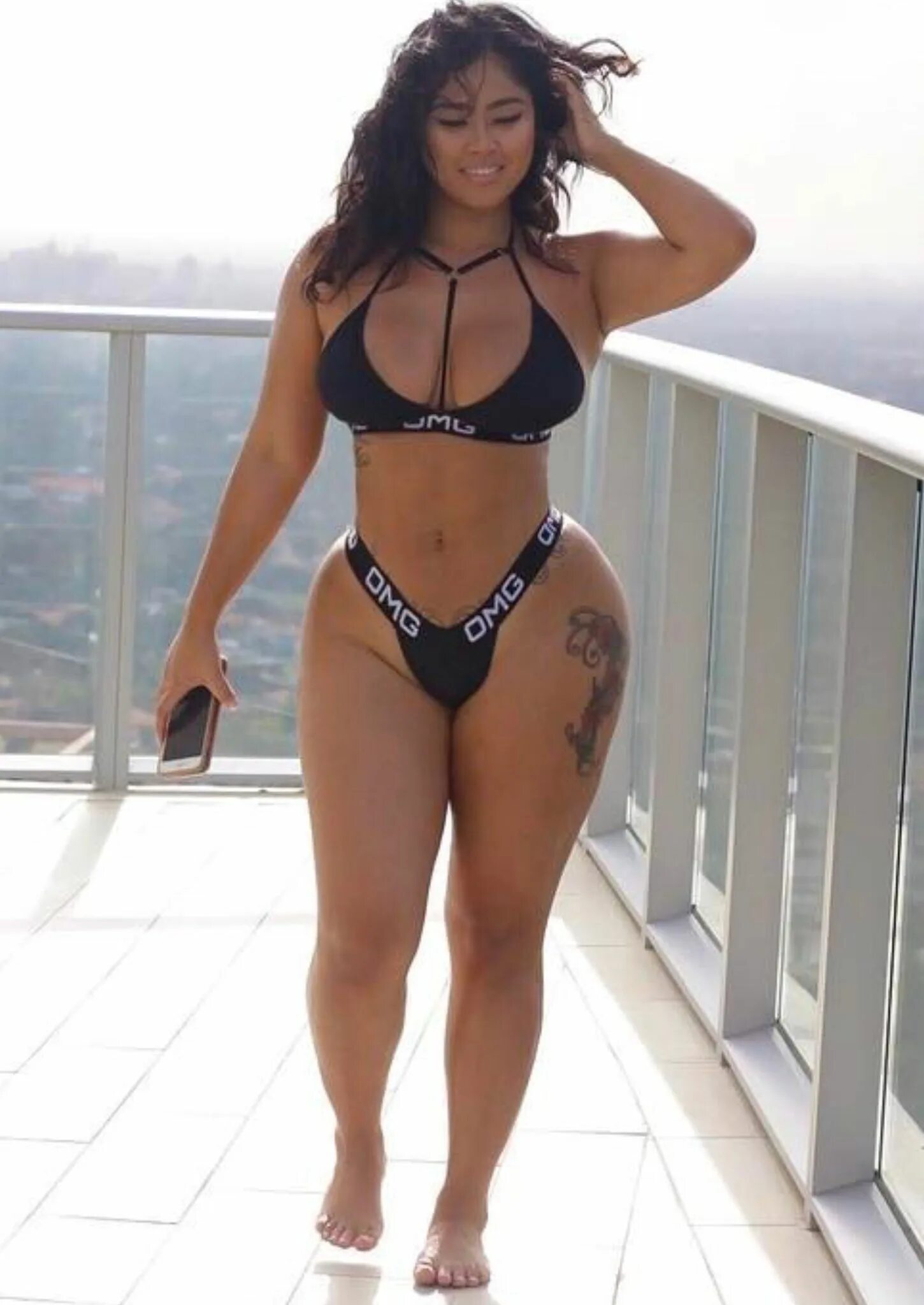 Бедра латины. Рэйчел смит wide hips. пышные бедра. крутые бедра. мощные бедра.