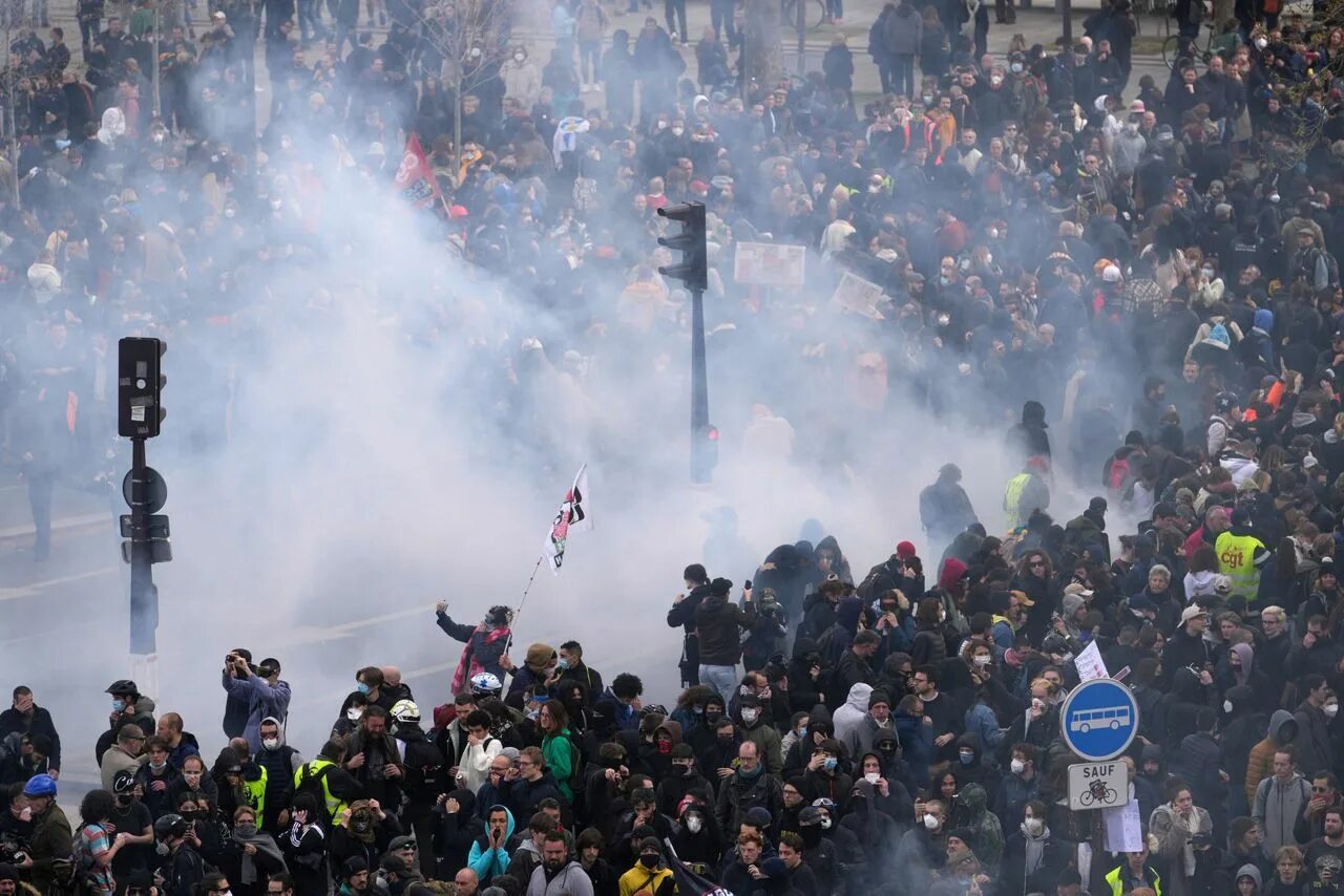 Протесты во Франции.