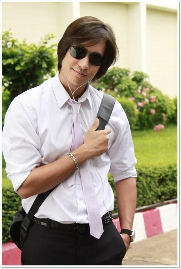 Мужские прически 1912 года. Louis scott wargas wife mtg. Насим луис актер. Louis scott. Джеки луи актер.