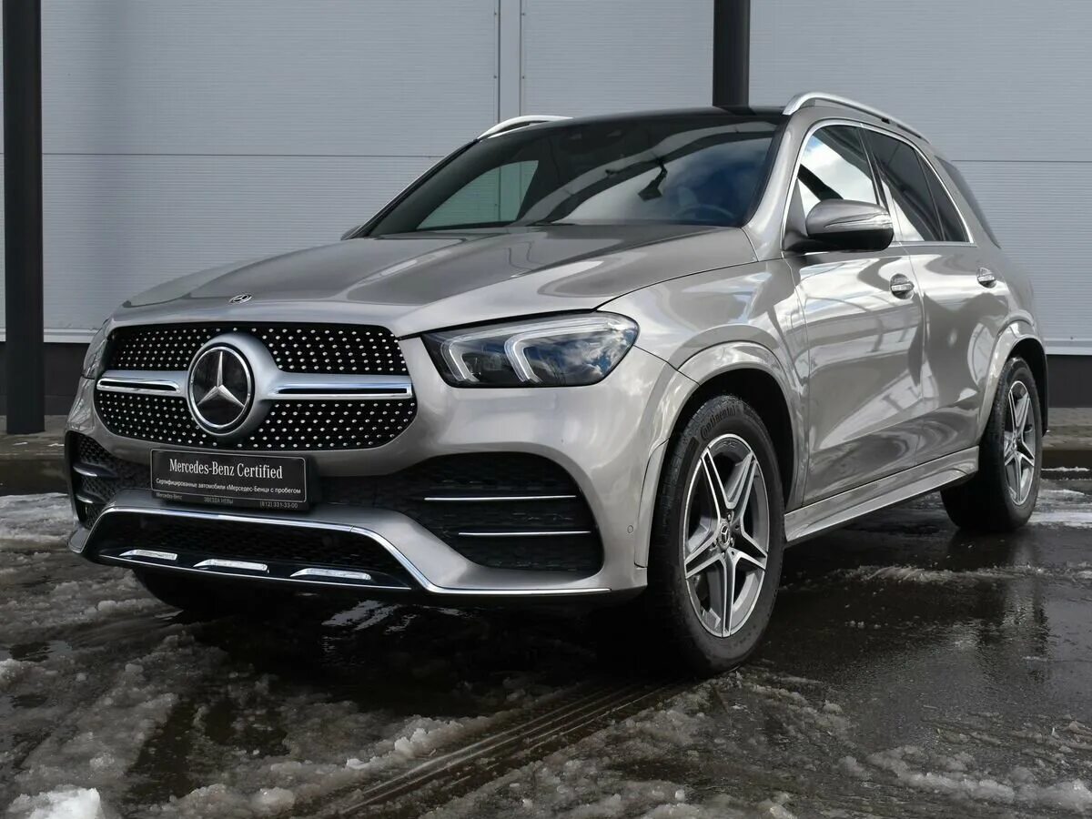 Mercedes benz gle ii. Mercedes benz gle ii. Мерседес gle 300 d белый. Мерседес gle купе 2022. Мерседес gla купе 2019.