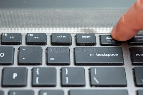Для чего используют кнопку backspace