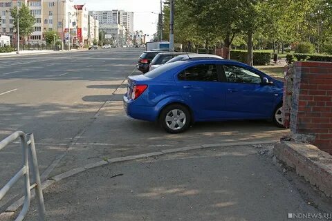 Тротуарам и подъездам
