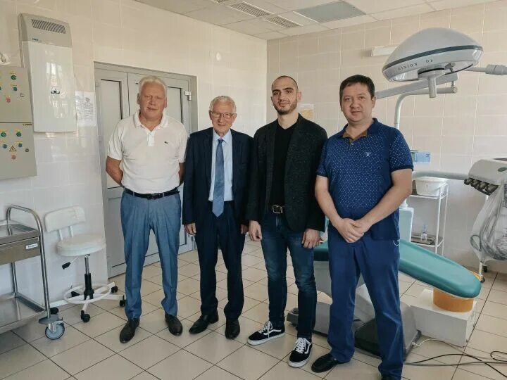 Заведующий члх