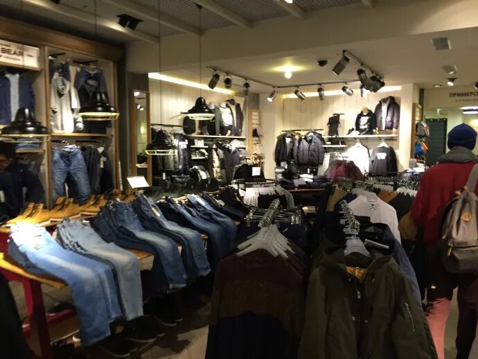 Teddy bear of rock, brent muscat. Bear спб. Pool bear одежда. Pull bear гринвич. Bear спб.