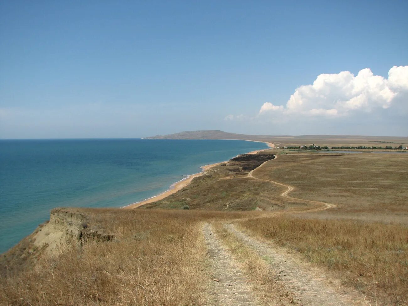 Село Яковенково Крым. Яковенково Ленинский район Крым. Мыс Такиль Керчь. Яковенково Керчь пляж.