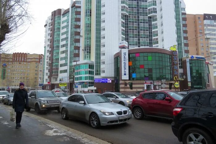 Улица малыгина тюмень. Малыгина 4 тюмень. Г. Малыгина, 4. Малыгина 4 тюмень.