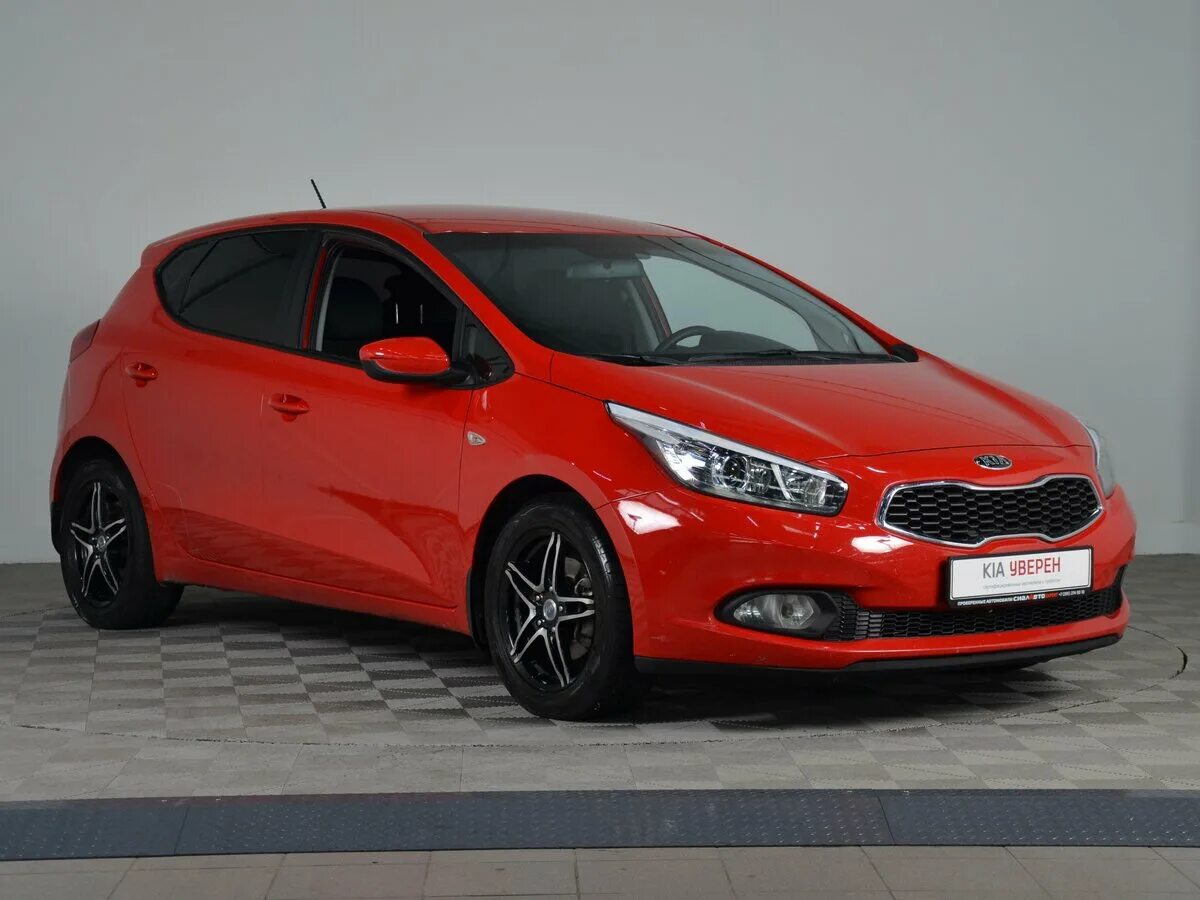 Киа сид хэтчбек 2013. Kia Ceed 2013. Kia Ceed 2013 хэтчбек. Kia Ceed 2 красная. Кия СИД хэтчбек 2013.